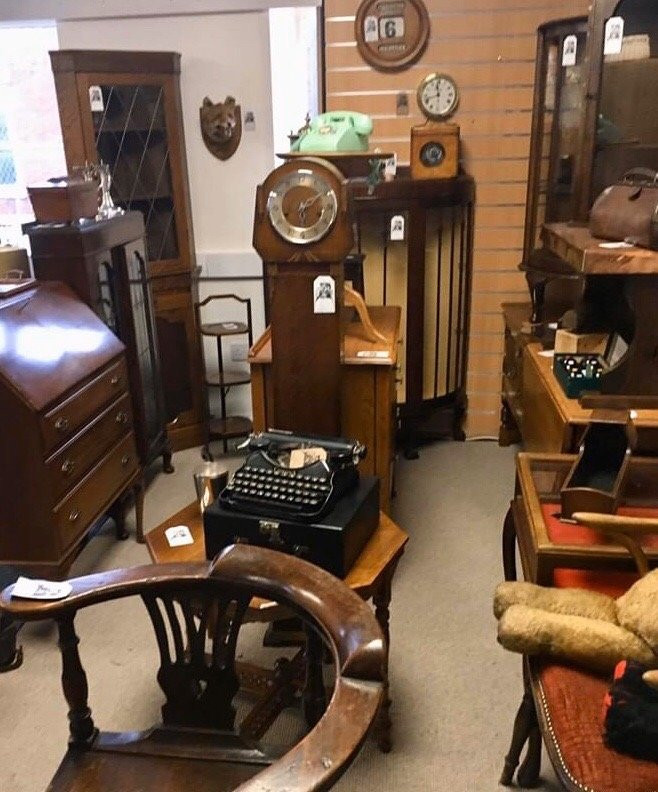 Antiques and Collectables Centre DeBradelei Mill - Belper-Belper必去景点