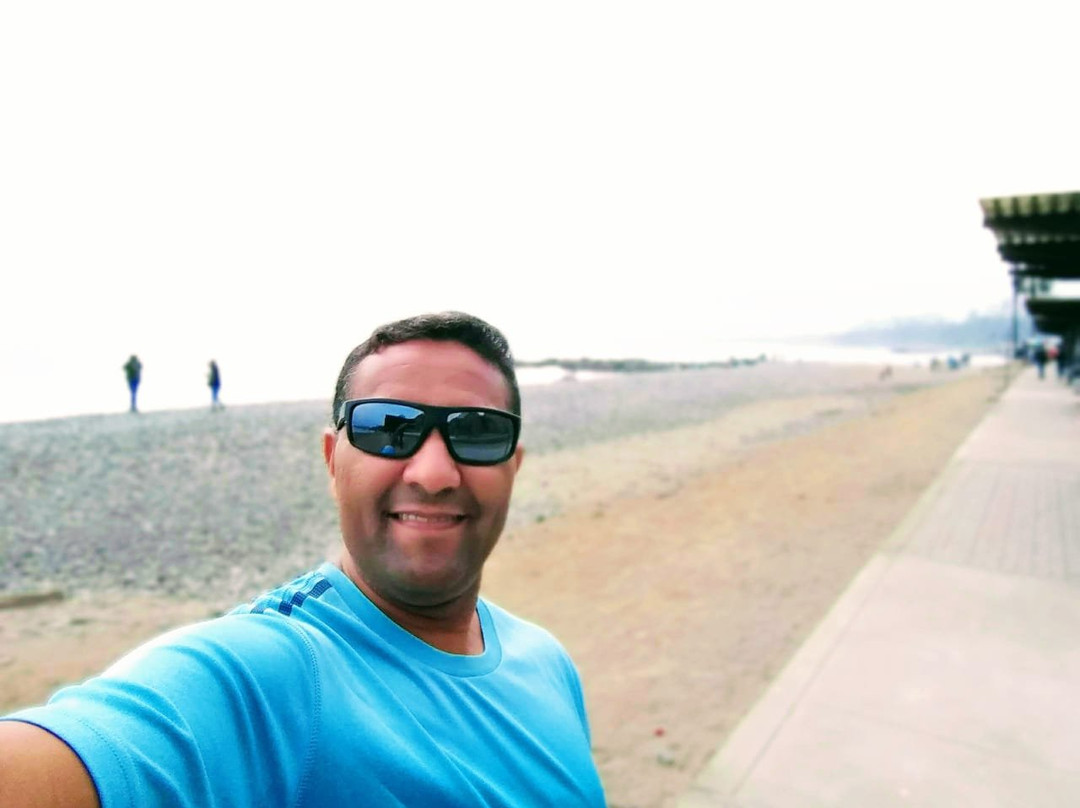 Los Lobos-Cerro Azul必去景点