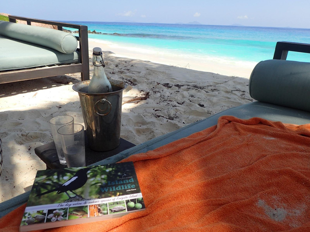 塞舌尔弗雷格私人海岛度假村主图