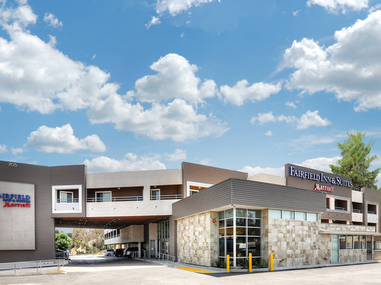 洛杉矶罗斯米德费尔菲尔德客栈主图