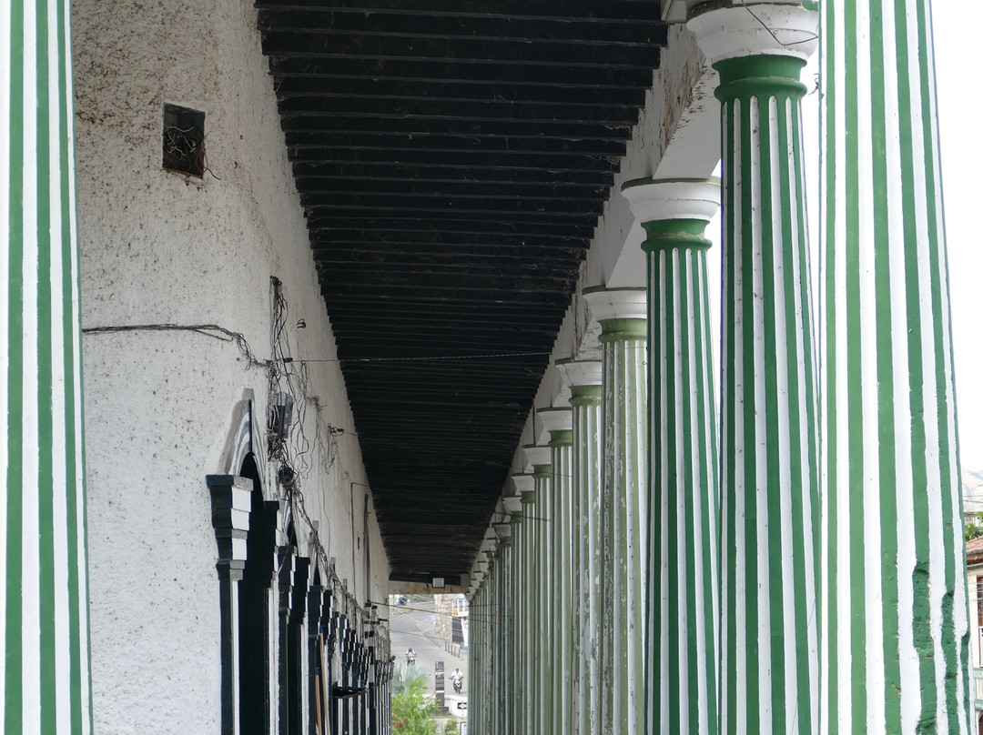 Plaza de Mercado-Honda必去景点