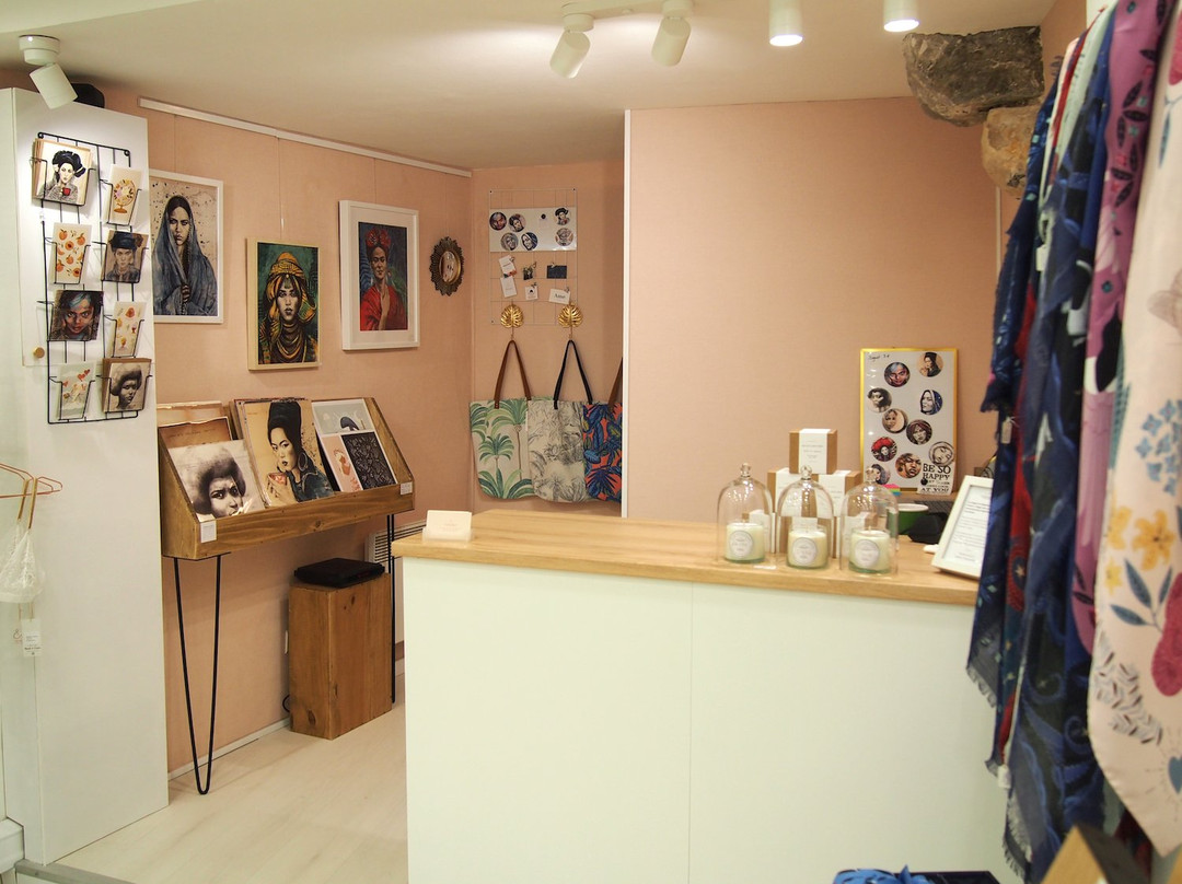 Les Explorateurs Modernes-Bayonne必去景点