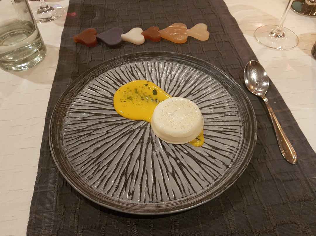 LARET Private Boutique Hotel主图