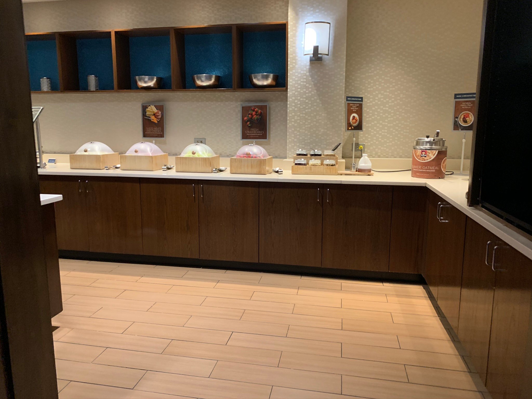纽瓦克自由国际机场万豪春丘酒店-餐饮