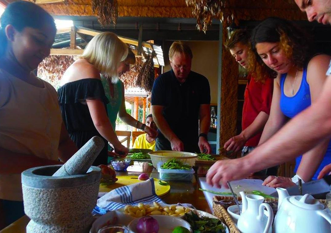 Reality of Sri Lankan cooking at Sulochana's kitchen景点图片