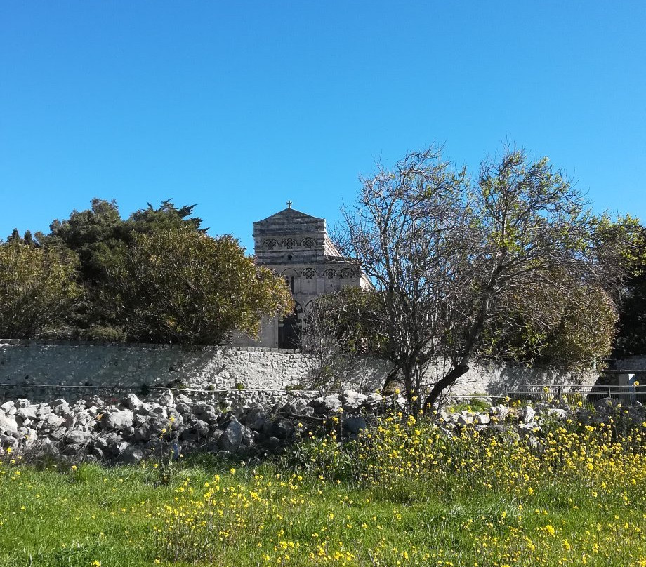 Monastero di San Pietro in Sorres-Borutta必去景点