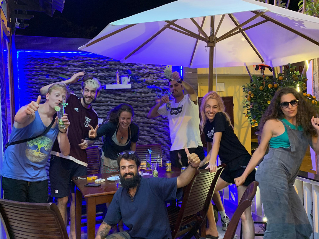 Monkey Homestay & Bar主图