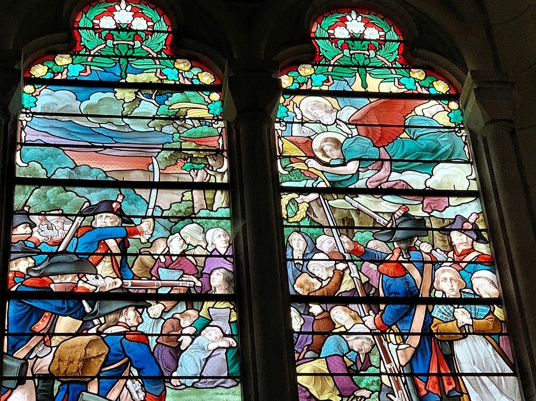 Eglise Saint Hilaire景点图片
