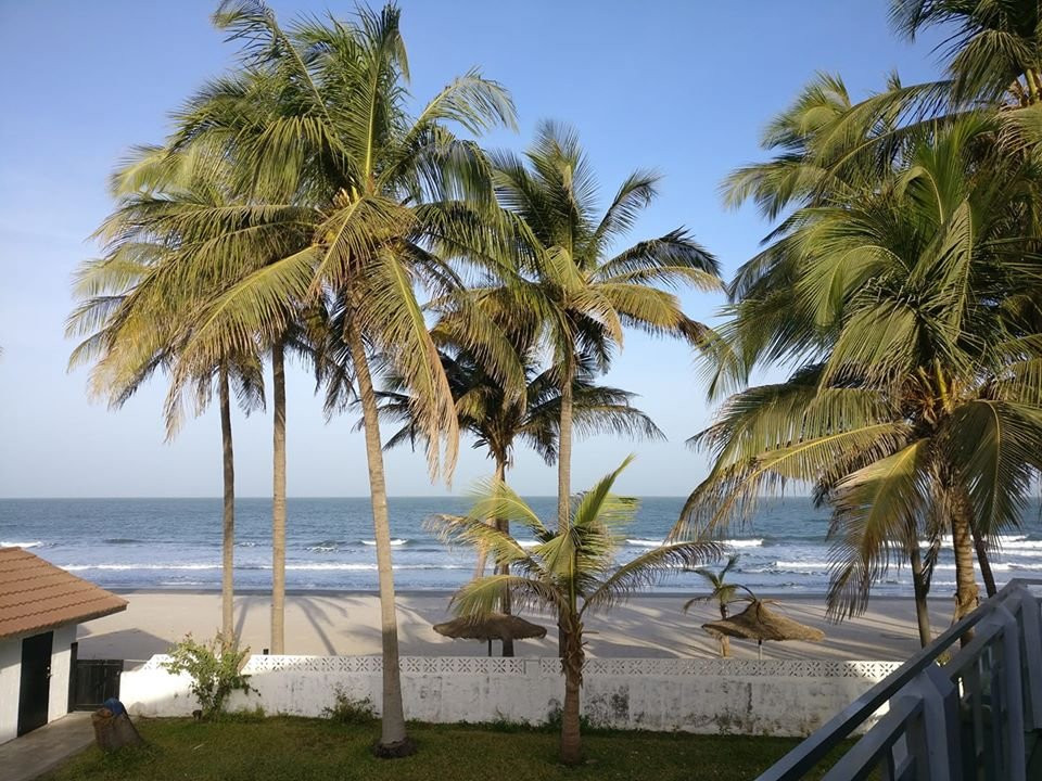 Bungalow Beach Hotel主图