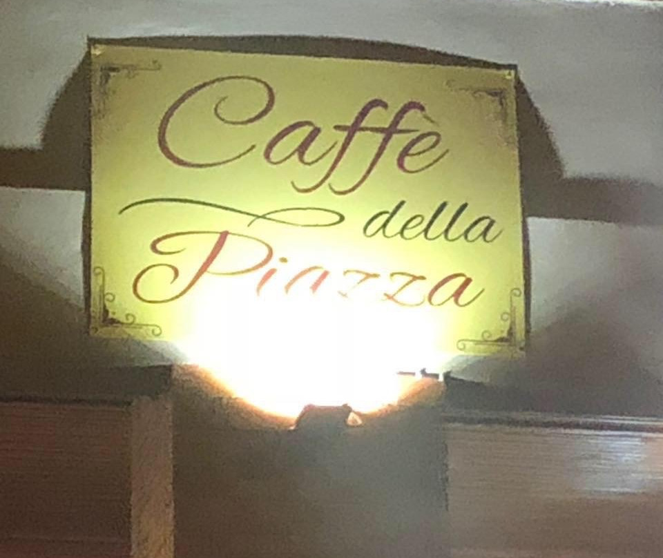 Caravino餐馆和美食-Osteria Caffè della Piazza
