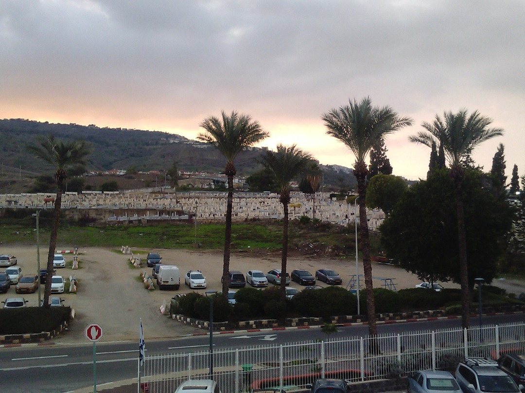 盖海滩酒店主图