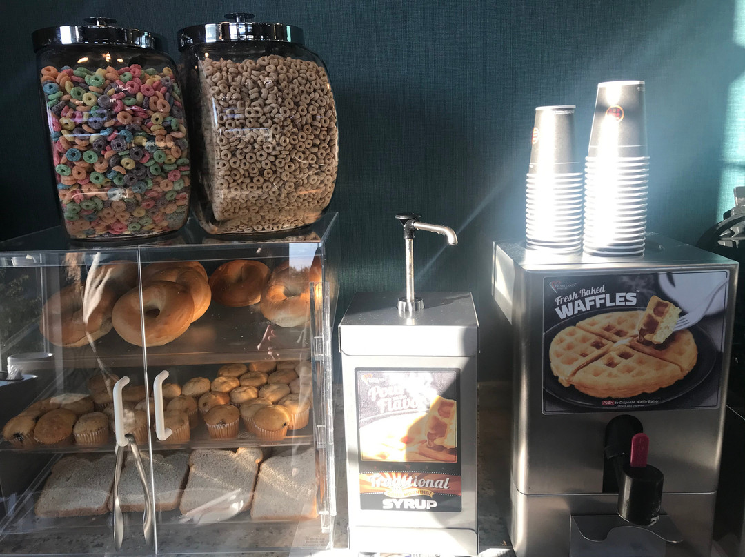 Rodeway Inn & Suites主图