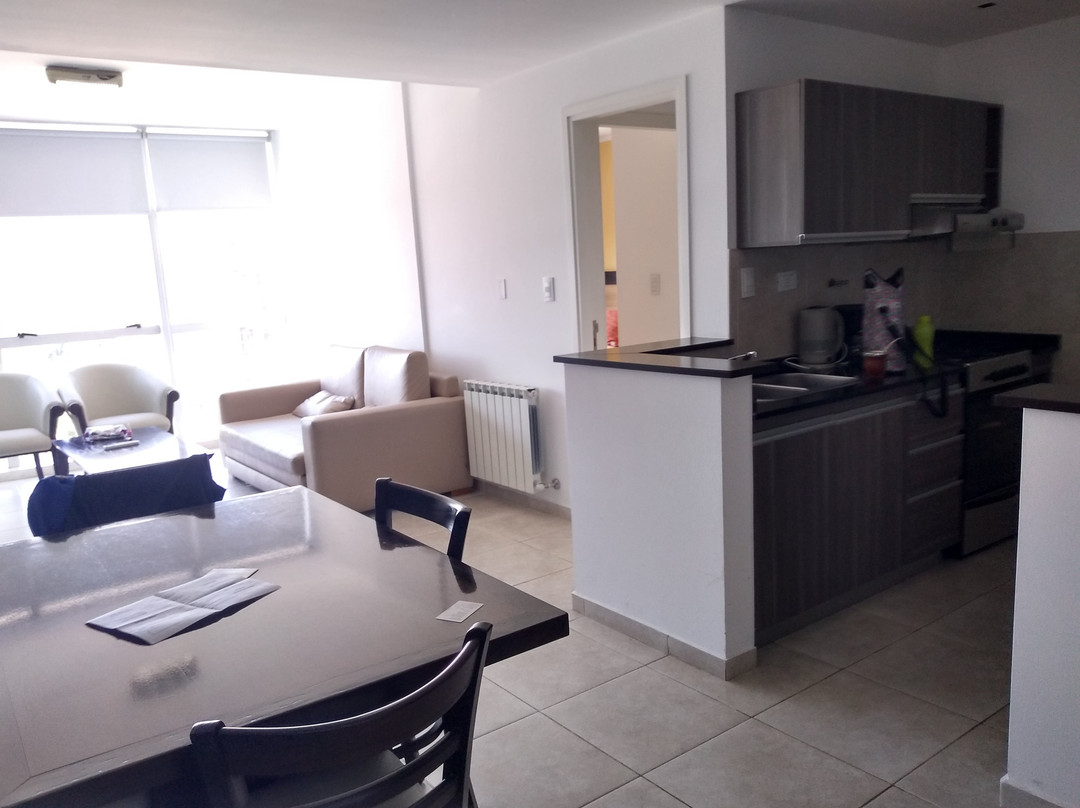 Amerian Carlos Paz主图