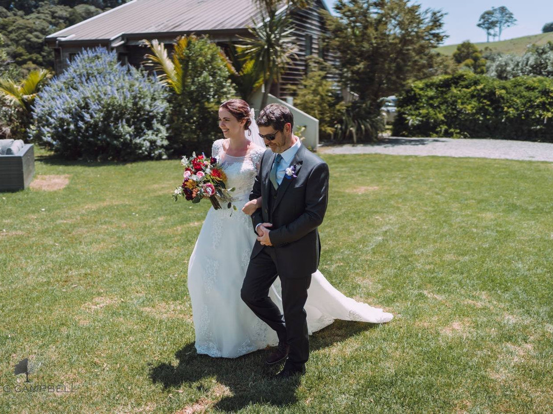 Tawharanui Lodge主图