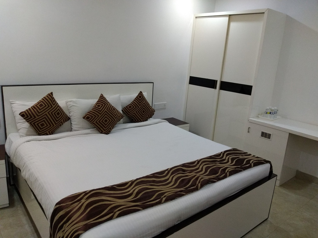 Hotel V Royal Park主图