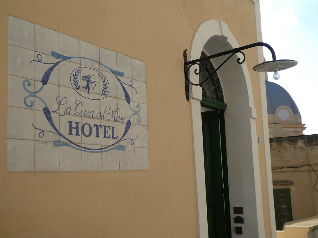 Hotel La Casa sul Mare主图