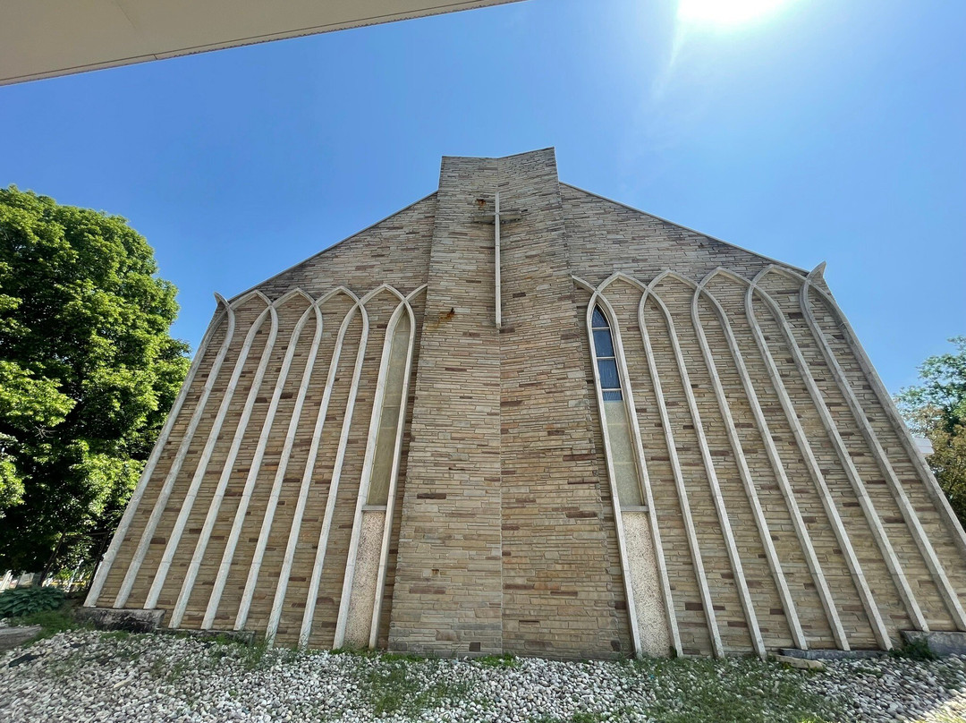 First United Church景点图片