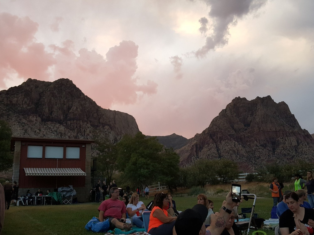 Blue Diamond旅游景点-Super Summer Theatre