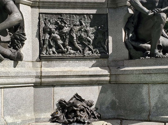 Place d'Armes-蒙特利尔必去景点