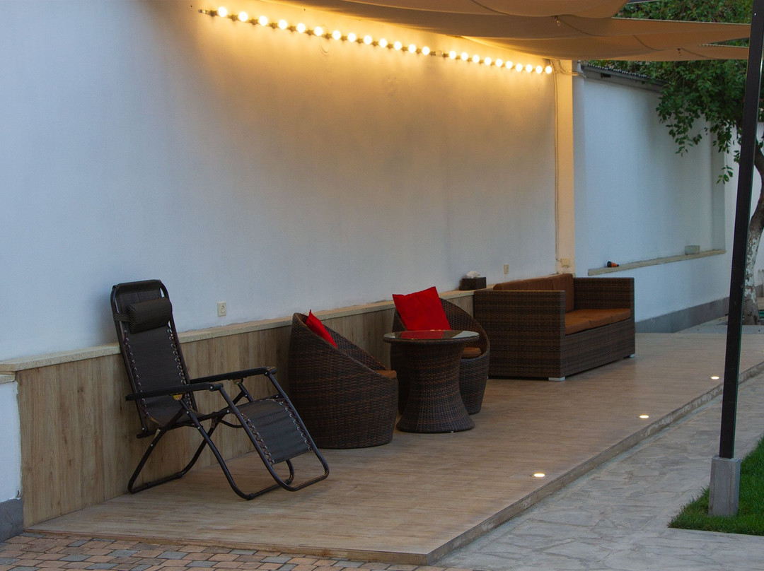 Garden Lounge Hotel主图