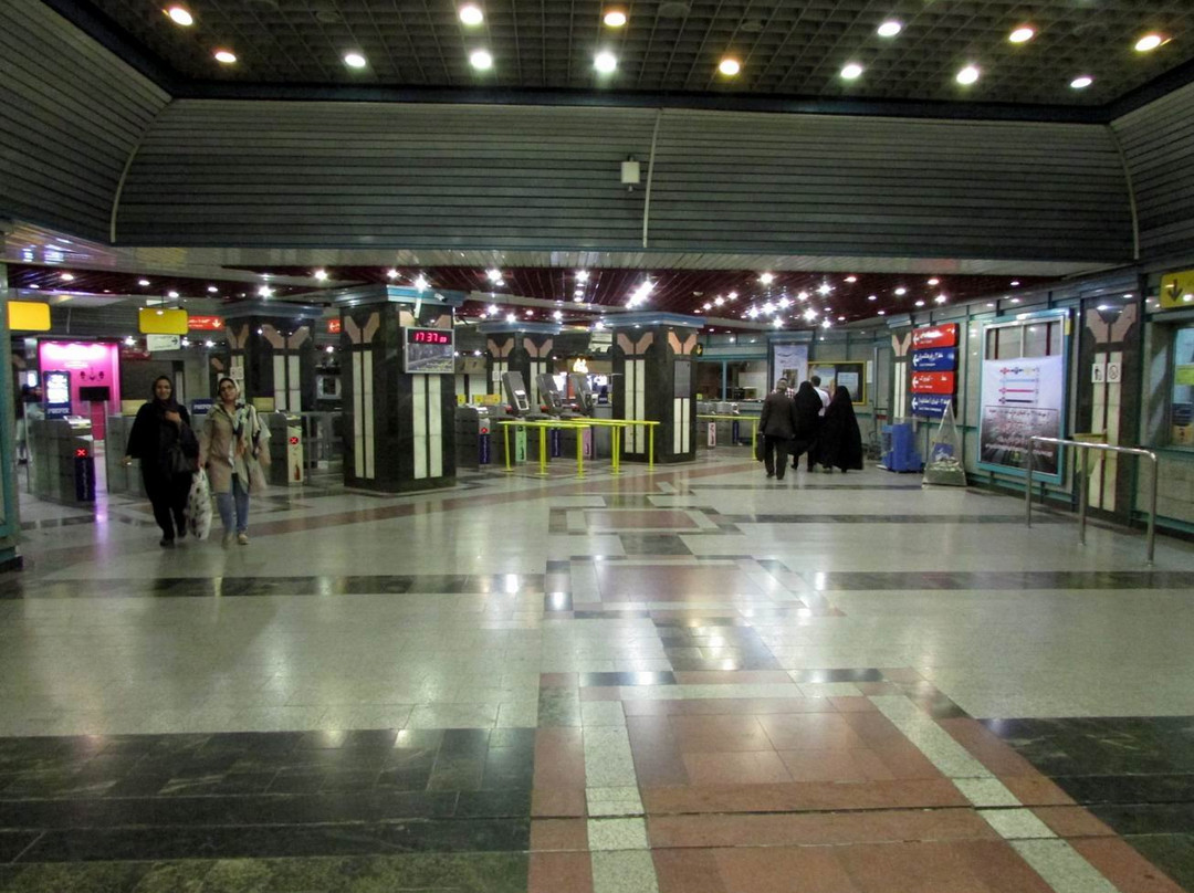 Tehran Metro-德黑兰必去景点