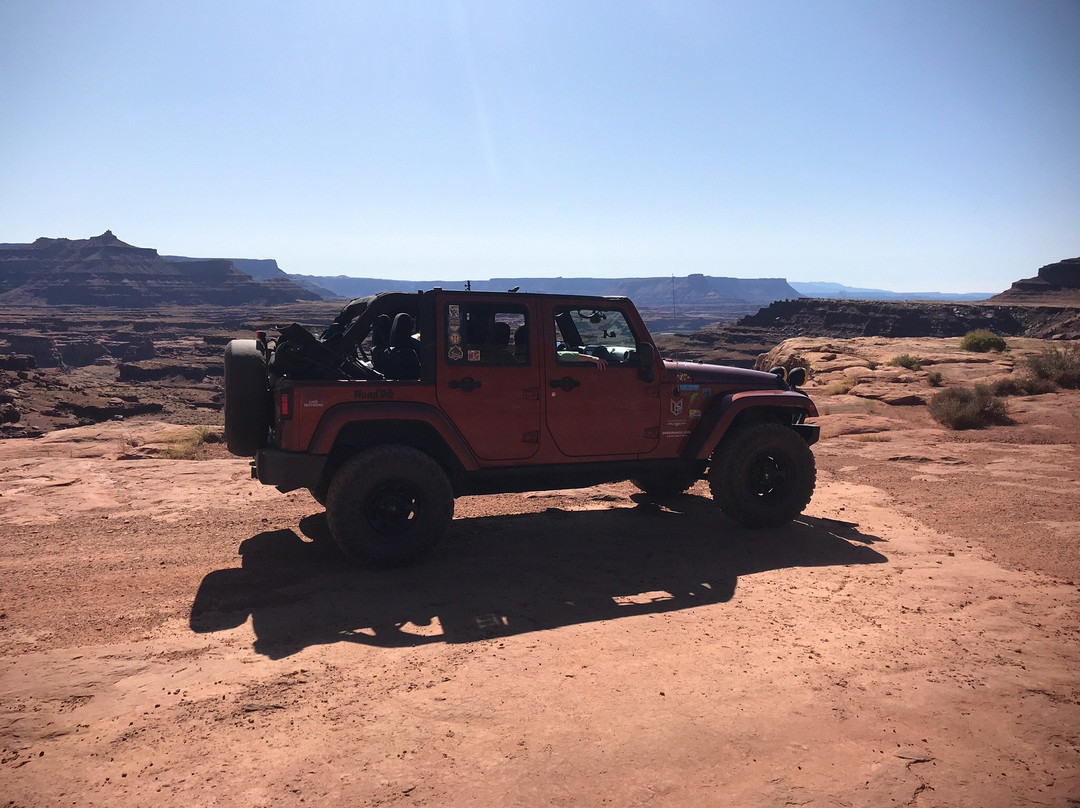 White Rim Road-峡谷地国家公园必去景点