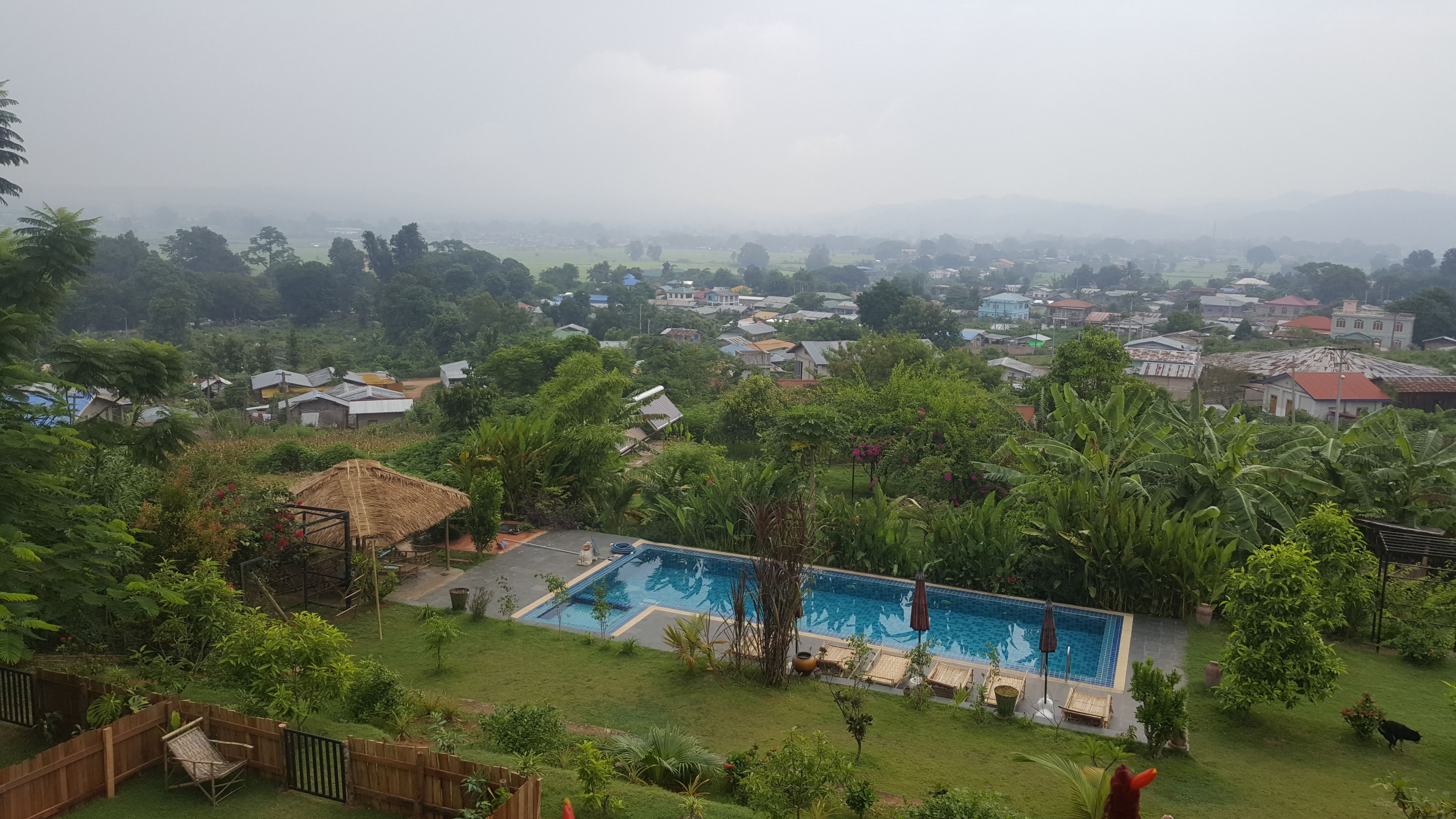 Kumudra Hill - Mountain View-泳池