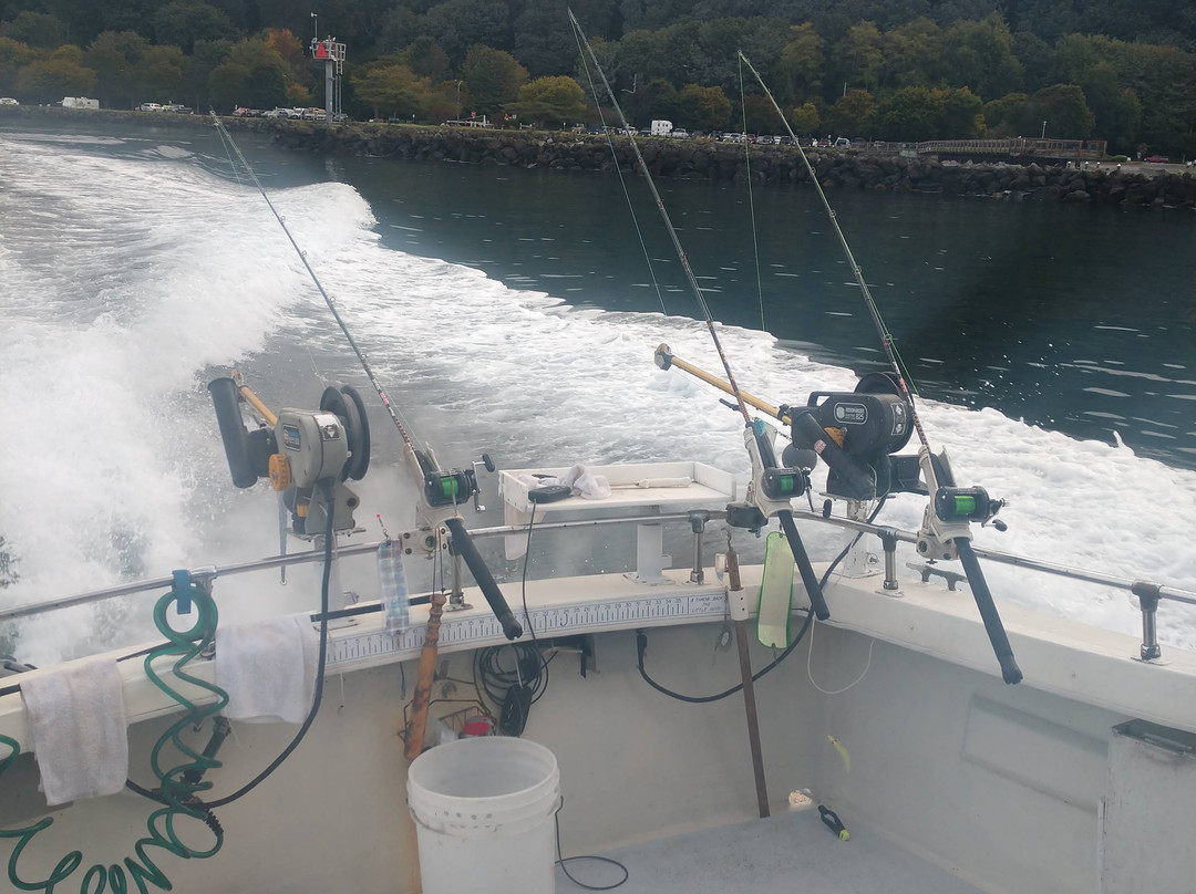 Fish Finders Private Charters-西雅图必去景点