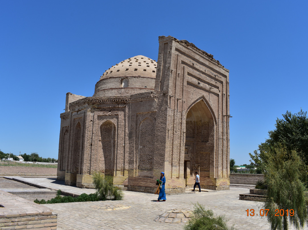 Sultan Ali Mausoleum-昆亚乌尔根奇必去景点