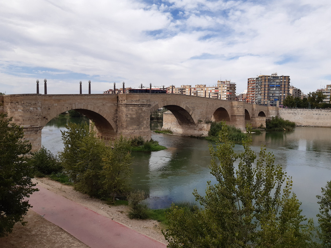 Puente de Piedra景点图片