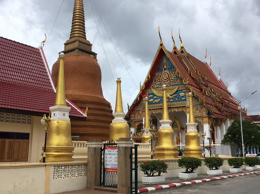 Wat Mongkol Nimit-Talat Yai必去景点