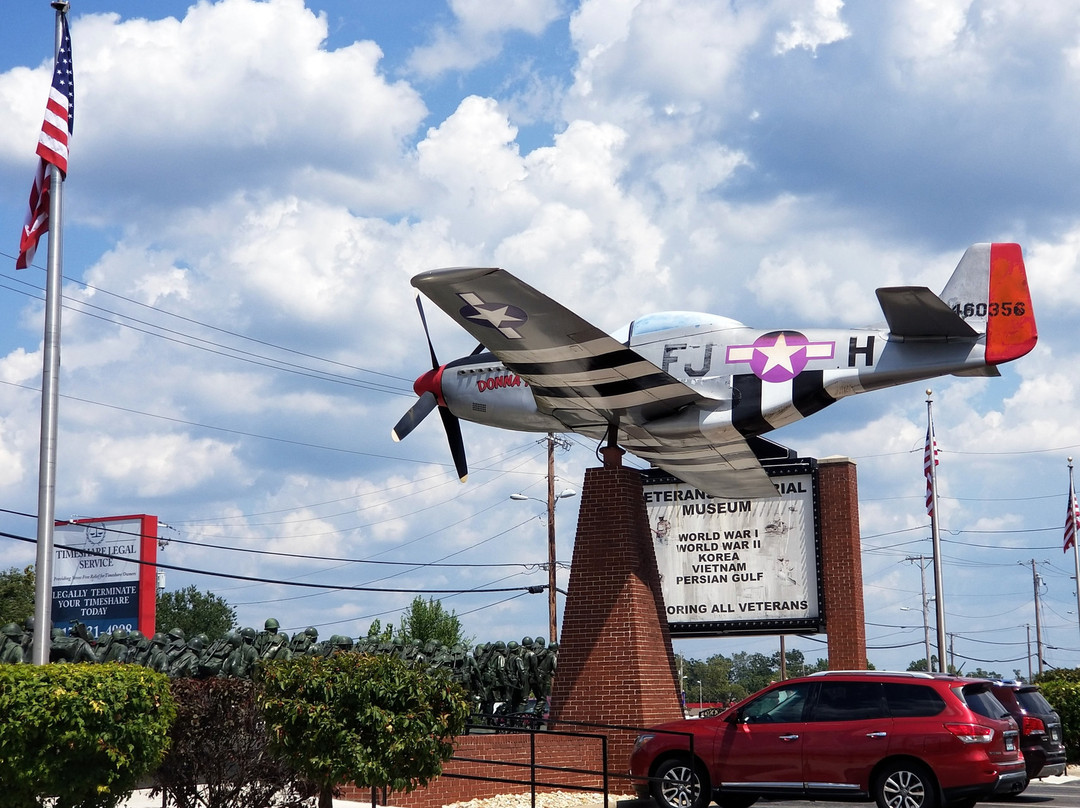 Veterans Memorial Museum景点图片