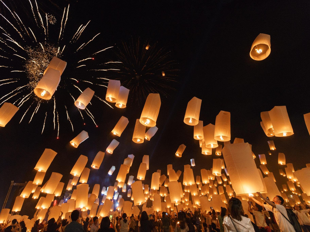 Chiang Mai Lantern Festival-清迈必去景点