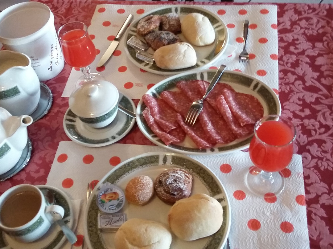 Hotel Lago Maggiore主图