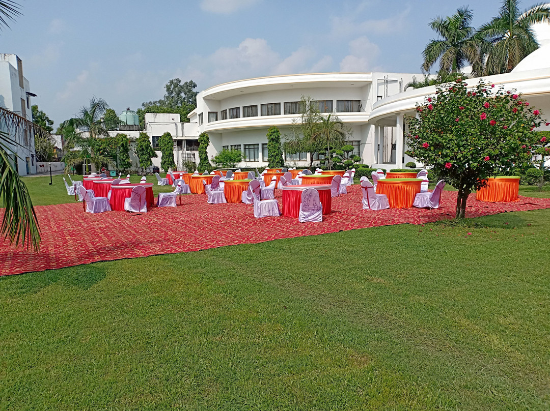 The Royal Residency主图