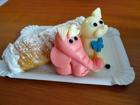 Rollo & Cafe-cukrárna kavárna