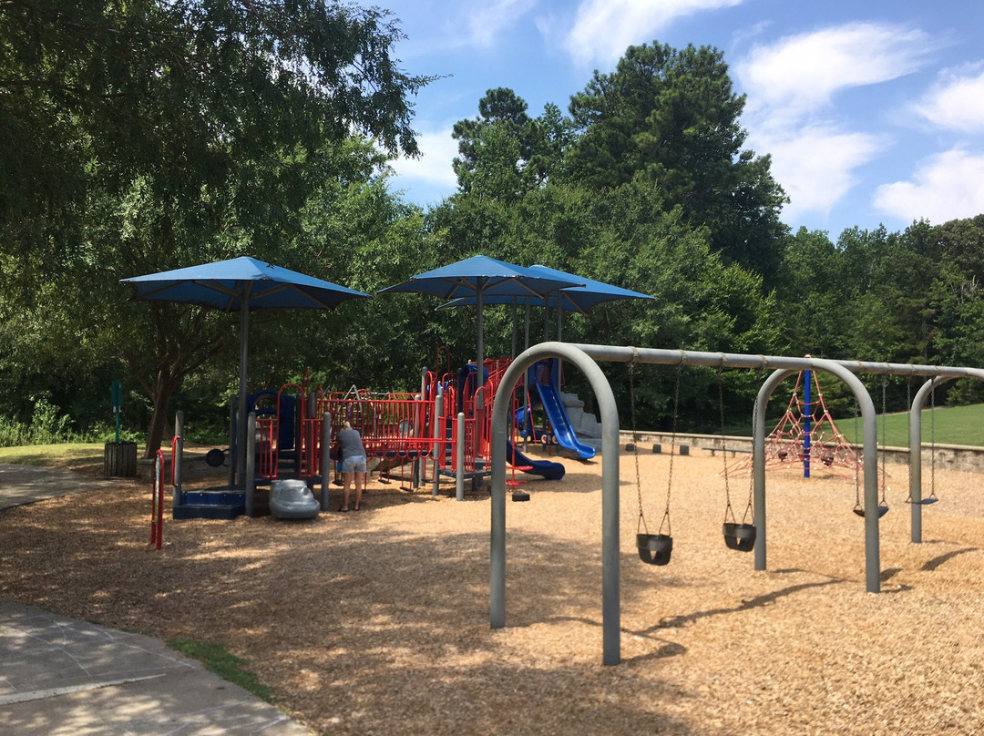 Bogan Park Aquatic Center-比福德必去景点