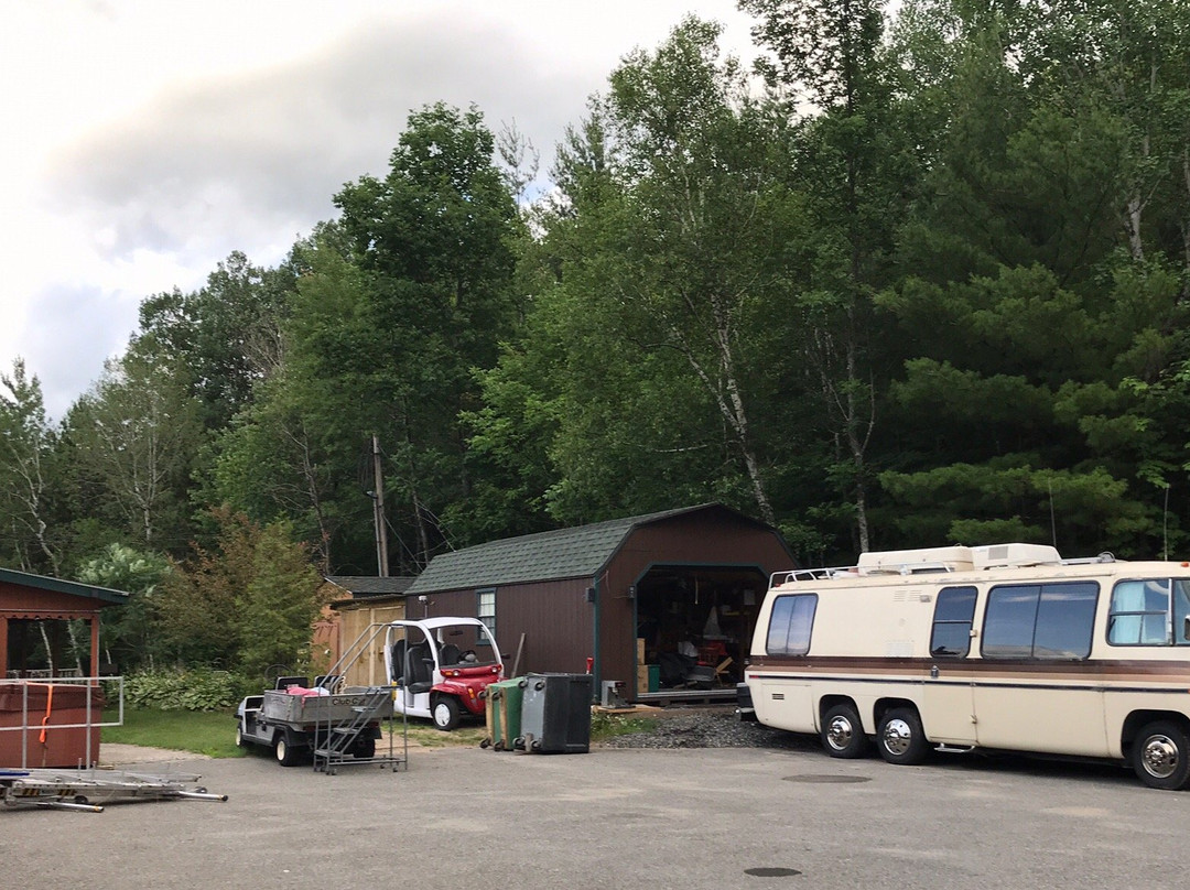 Ledge Rock at Whiteface Mountain主图