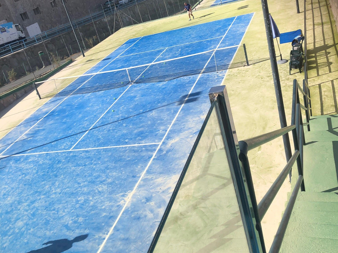 Tennis Island景点图片