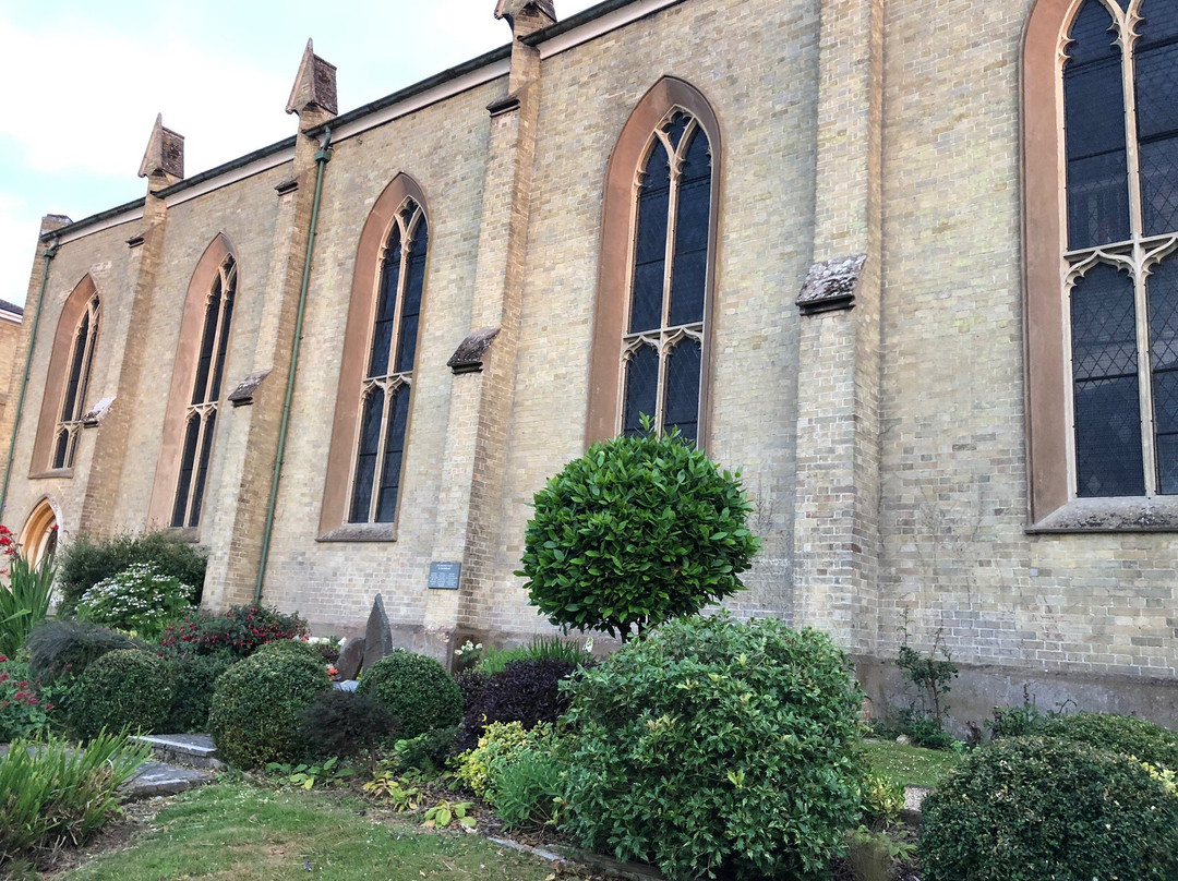 Holy Trinity Church-考兹必去景点