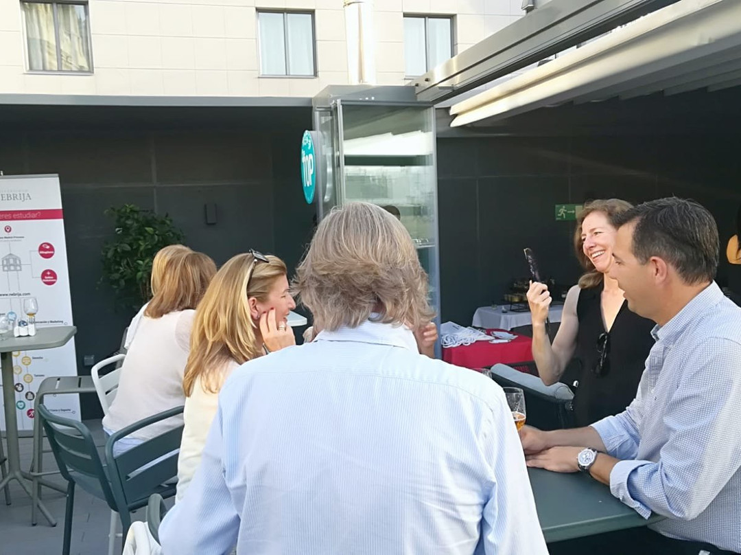 莫里纳拉里欧酒店主图