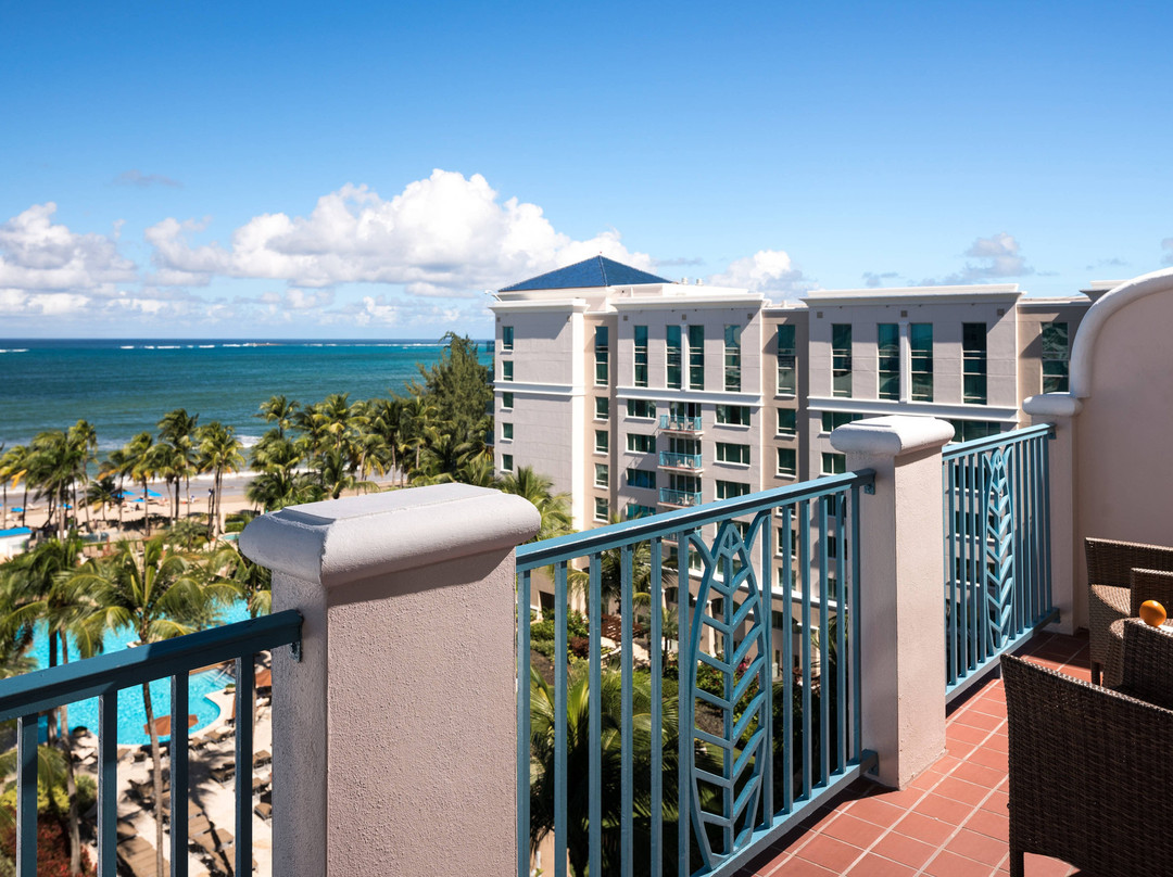 圣胡安丽思卡尔顿酒店主图