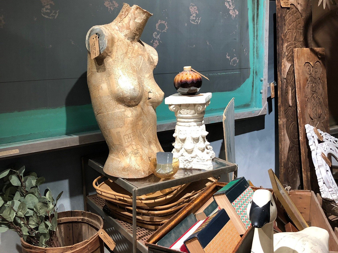 Antique Company Mall-麦金尼必去景点