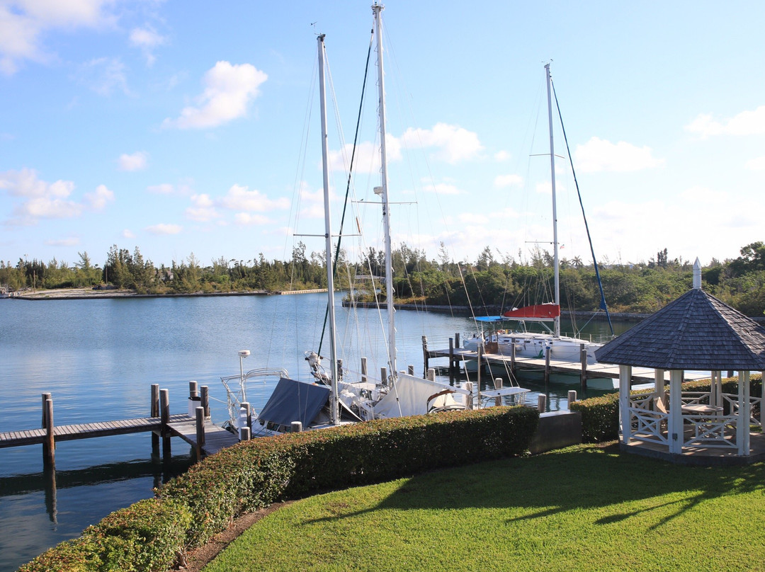 弗拉明戈湾和滨海酒店主图