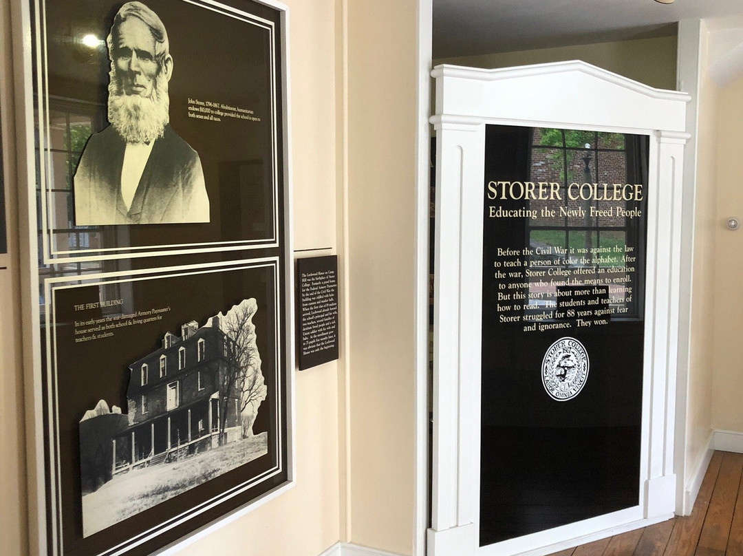 John Brown Monument-哈泊斯费里必去景点