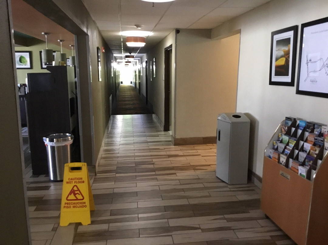 Baymont by Wyndham Elizabeth City主图