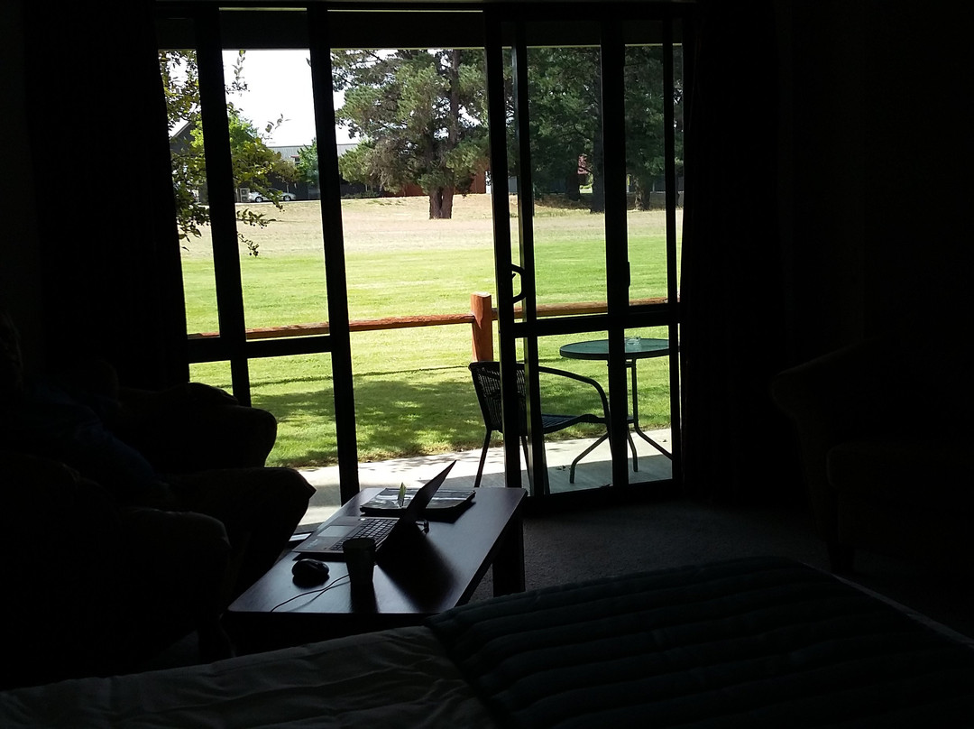 克里克小屋莫泰酒店主图