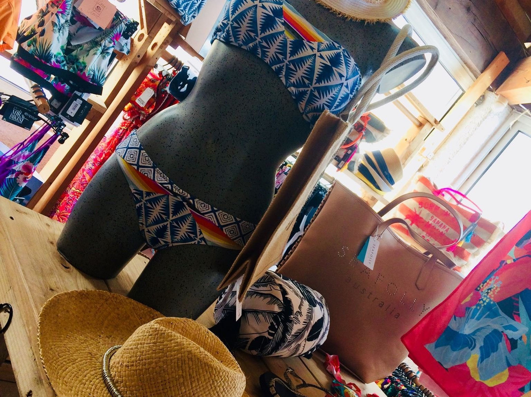 Adrenaline Direct Wind-Leucate必去景点