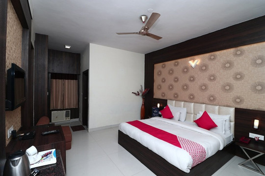 Hotel East Lite主图