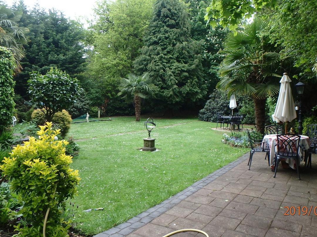 Tanglewood @ Gatwick Guest House主图